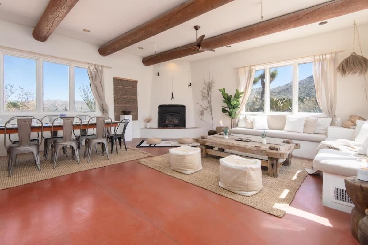 Renovated Lodge - Room 1 With Pool Access Joshua Tree Exteriör bild