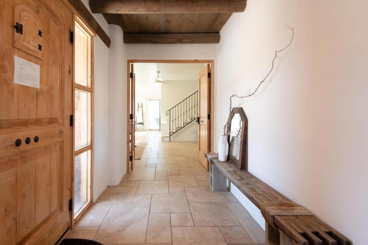 Renovated Lodge - Room 1 With Pool Access Joshua Tree Exteriör bild